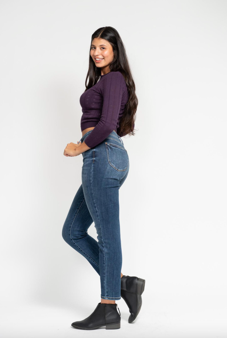 Judy Blue Non-Distressed Girlfriend Jeans