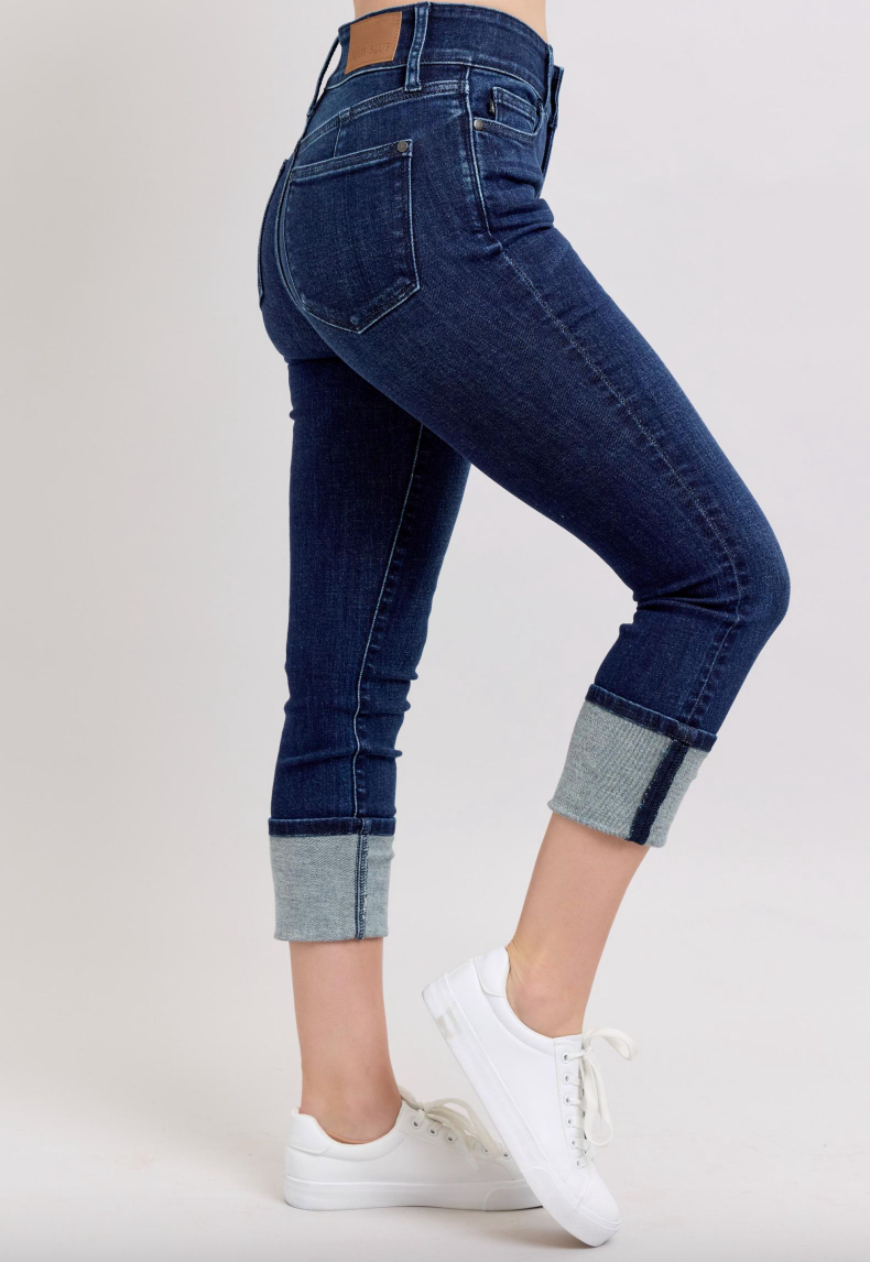 Judy Blue Double Button Capri