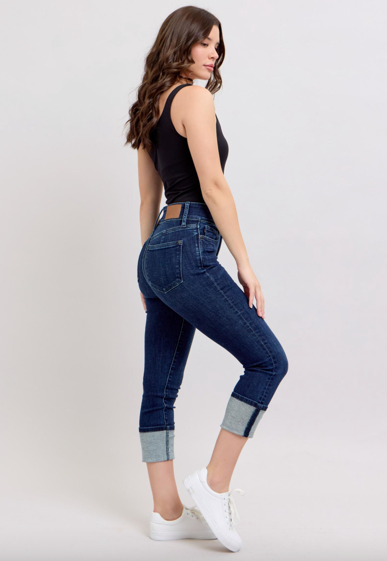 Judy Blue Double Button Capri