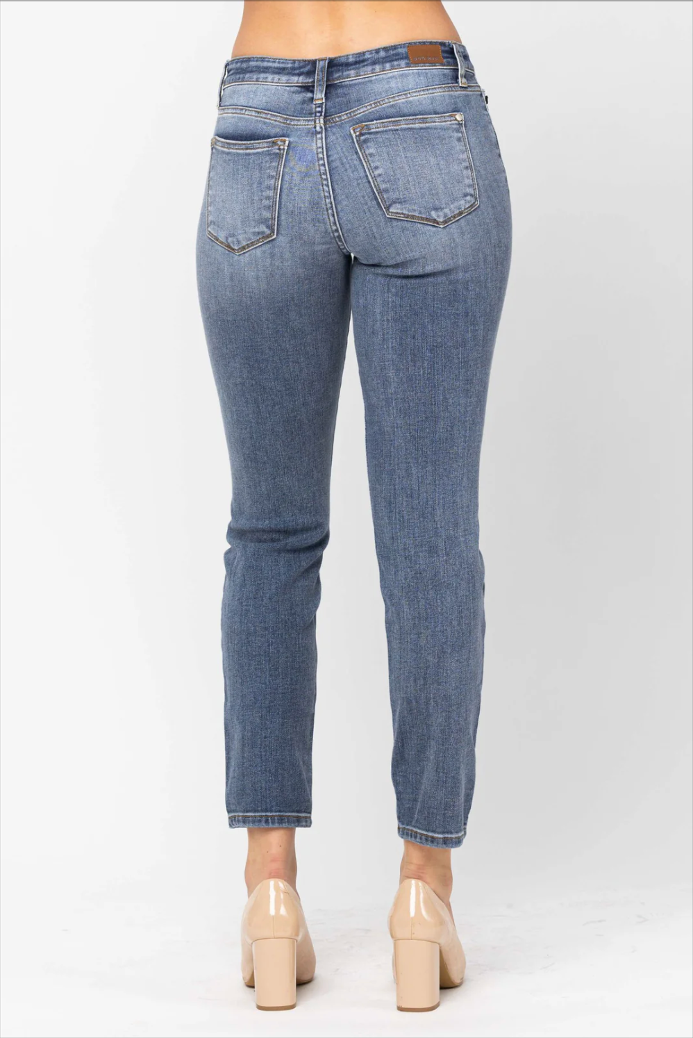 Judy Blue Classic Girlfriend Jeans