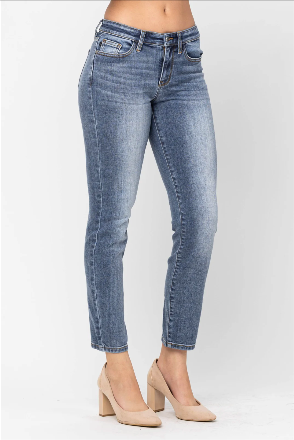 Judy Blue Classic Girlfriend Jeans