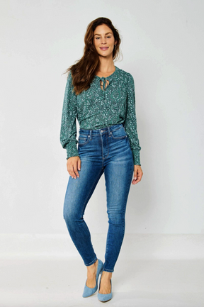 Judy Blue Tummy Control Classic Skinny Jeans