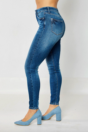 Judy Blue Tummy Control Classic Skinny Jeans