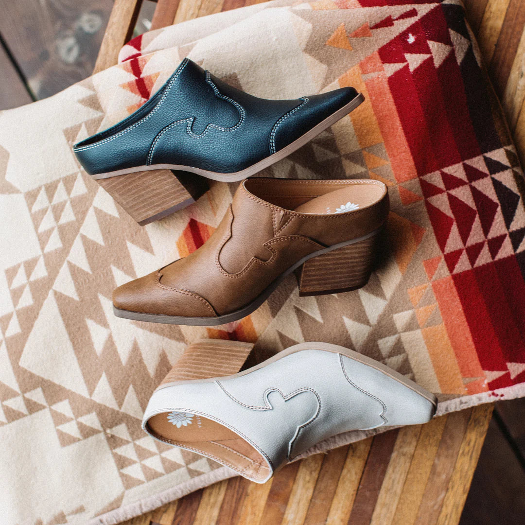 Cyan Heeled Mule - Brown