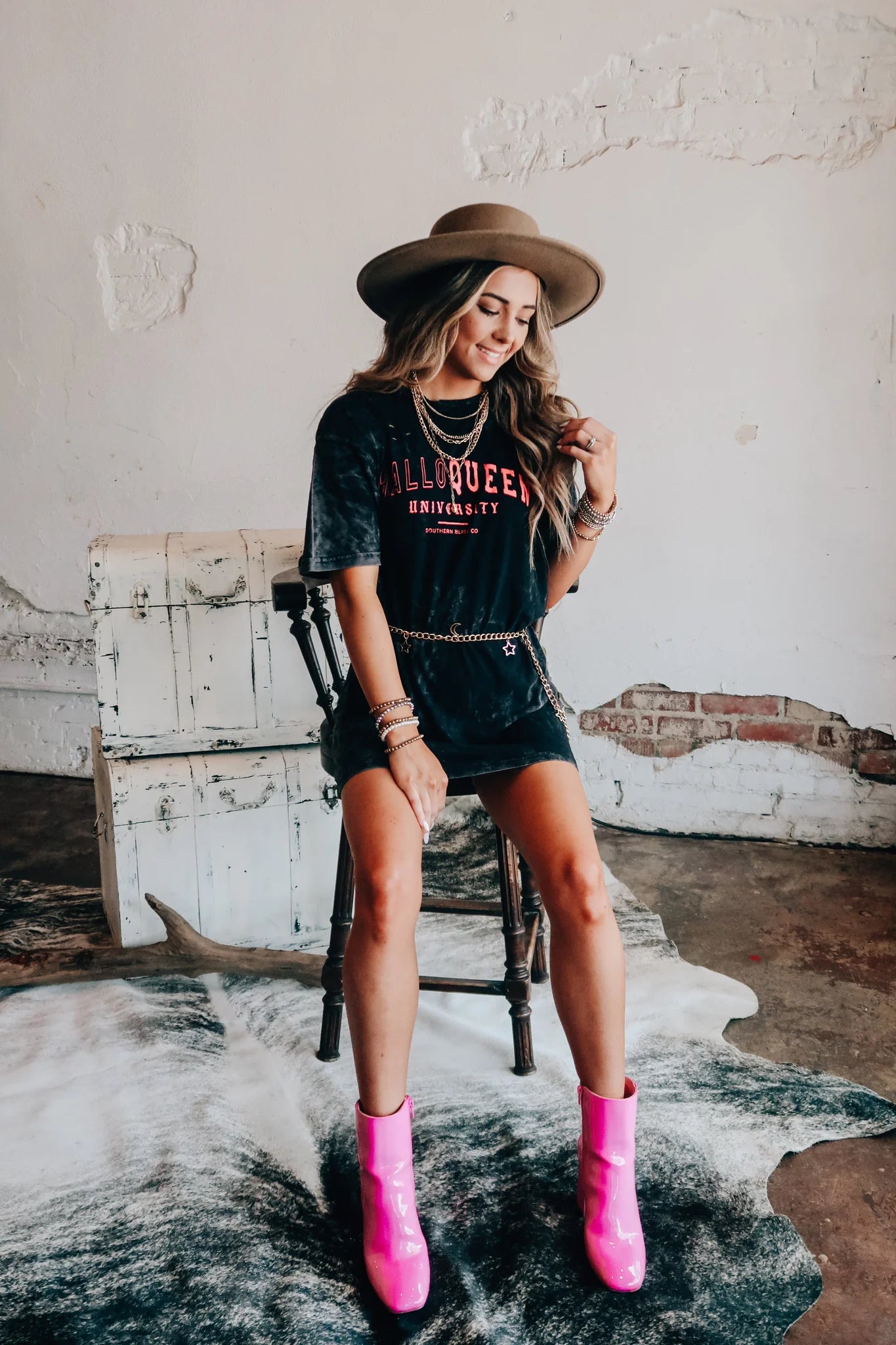 HalloQueen Black Mineral Wash Destroyed Graphic Tee