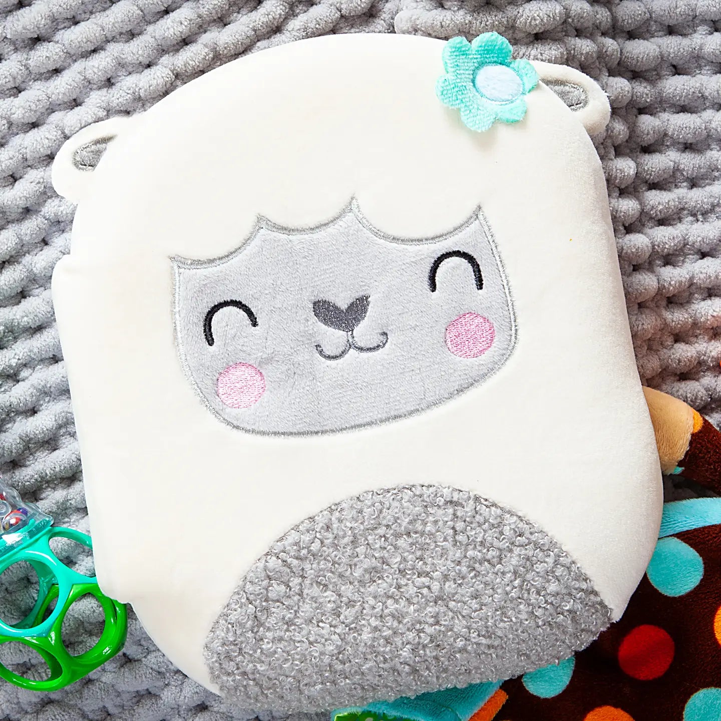 Squish and Snugg: Sweet Lamb Plush Book