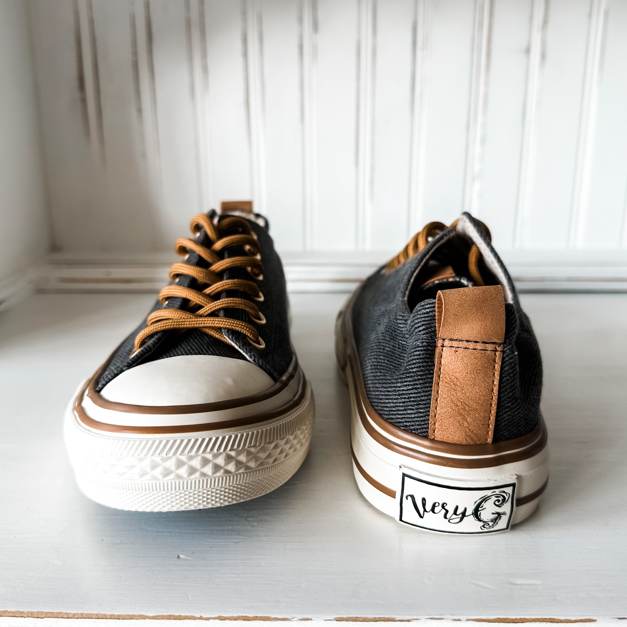 Driana Sneaker - Black