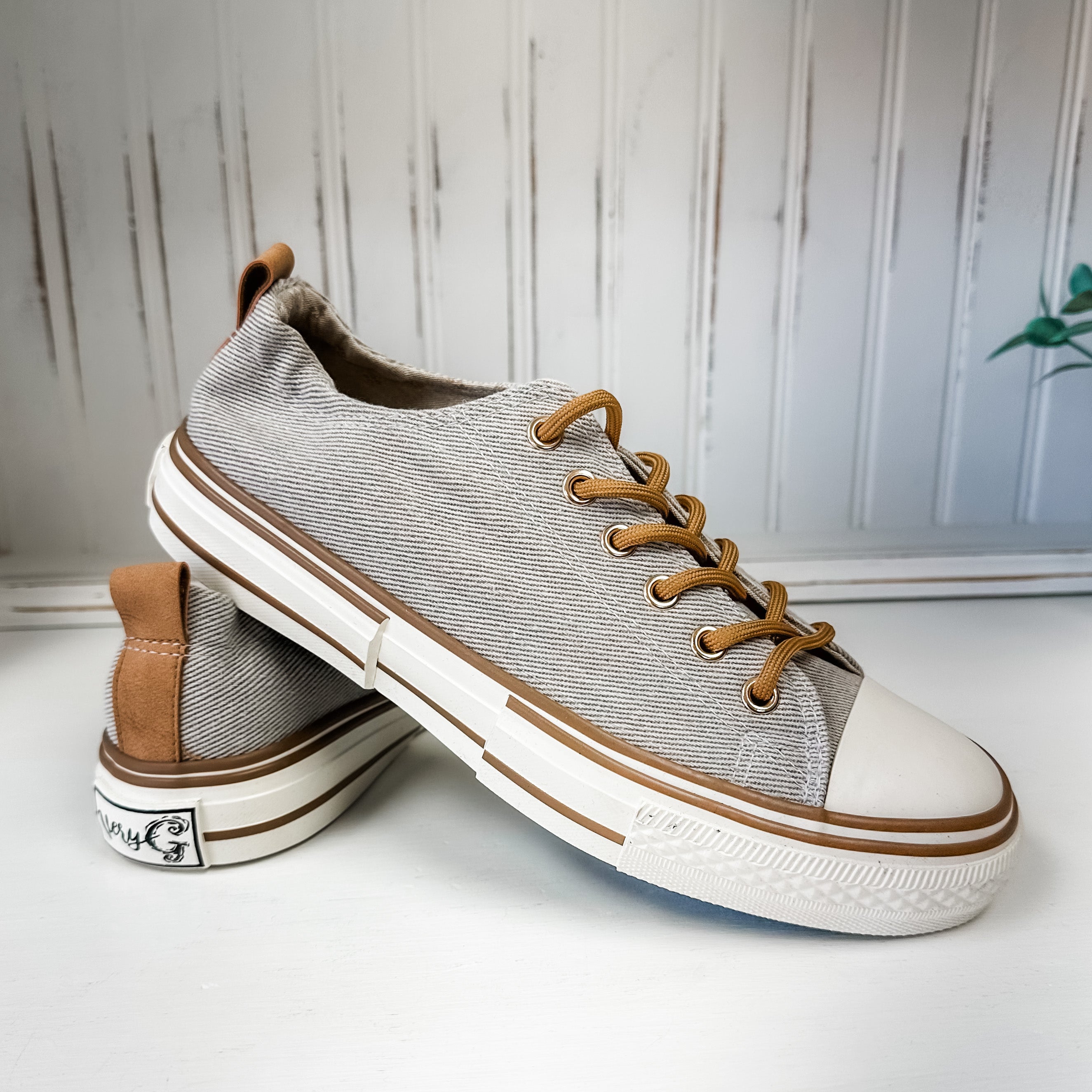 Driana Sneaker - Grey
