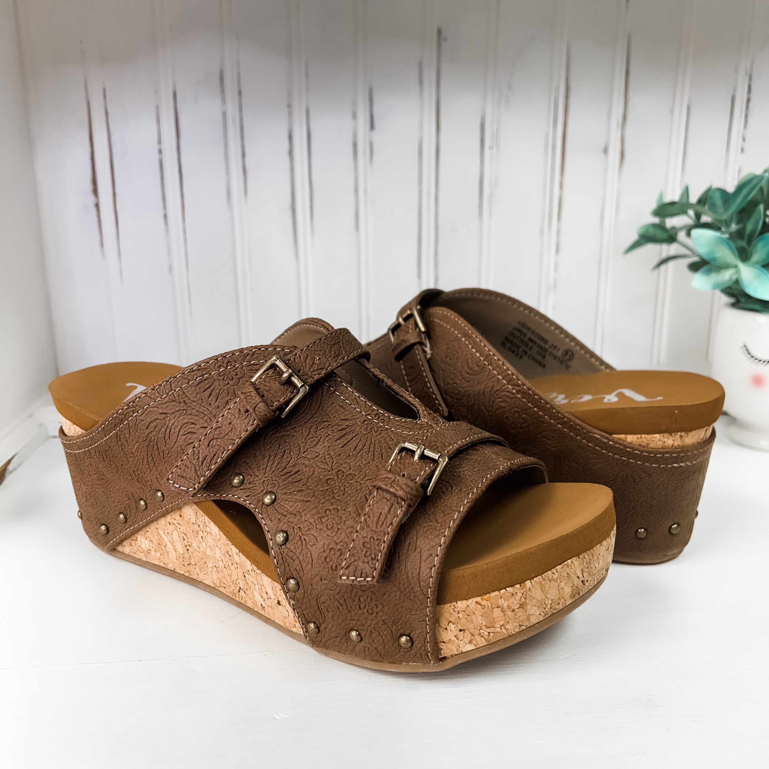 Bellevue Wedge Sandals - Tan