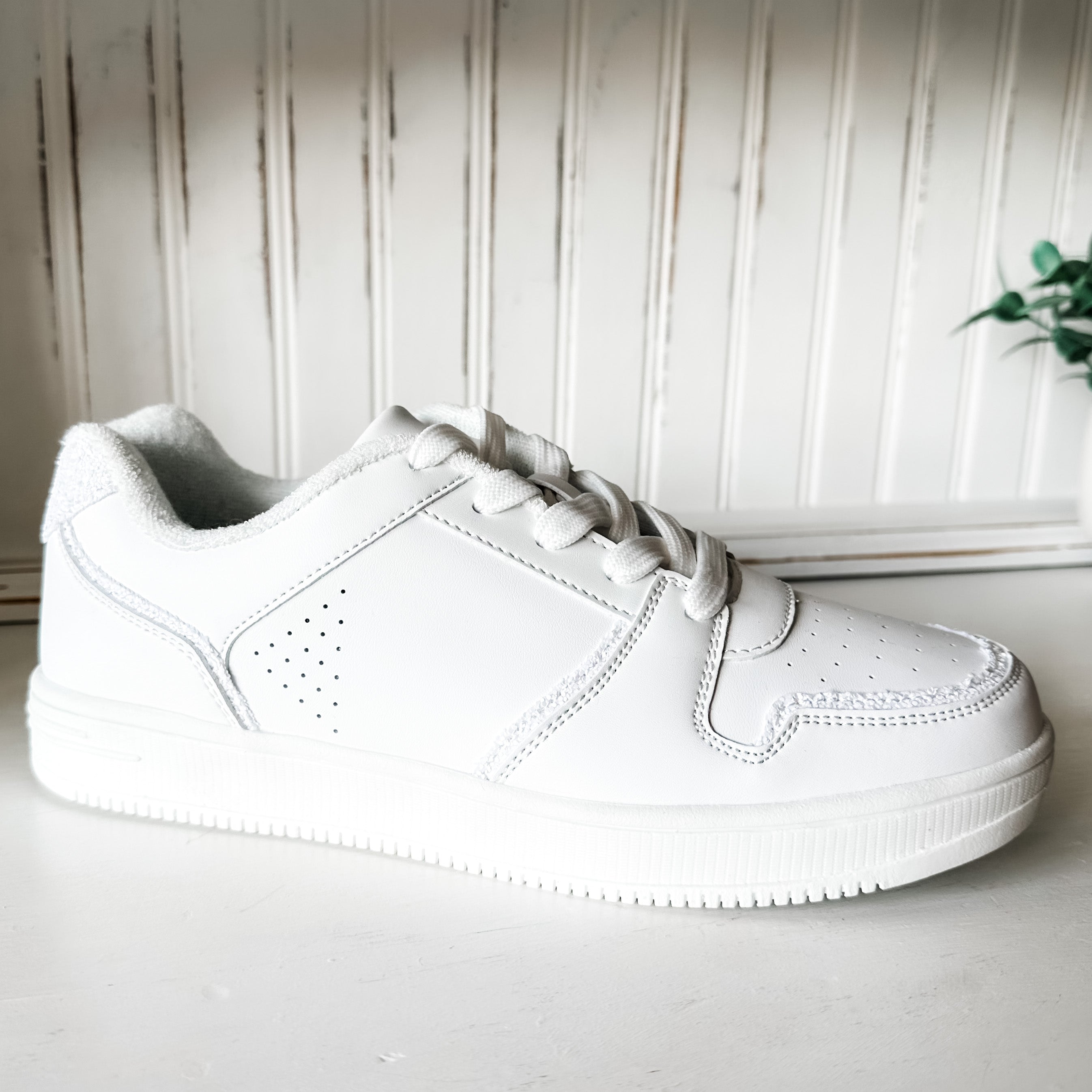 BB Low Sneaker - White