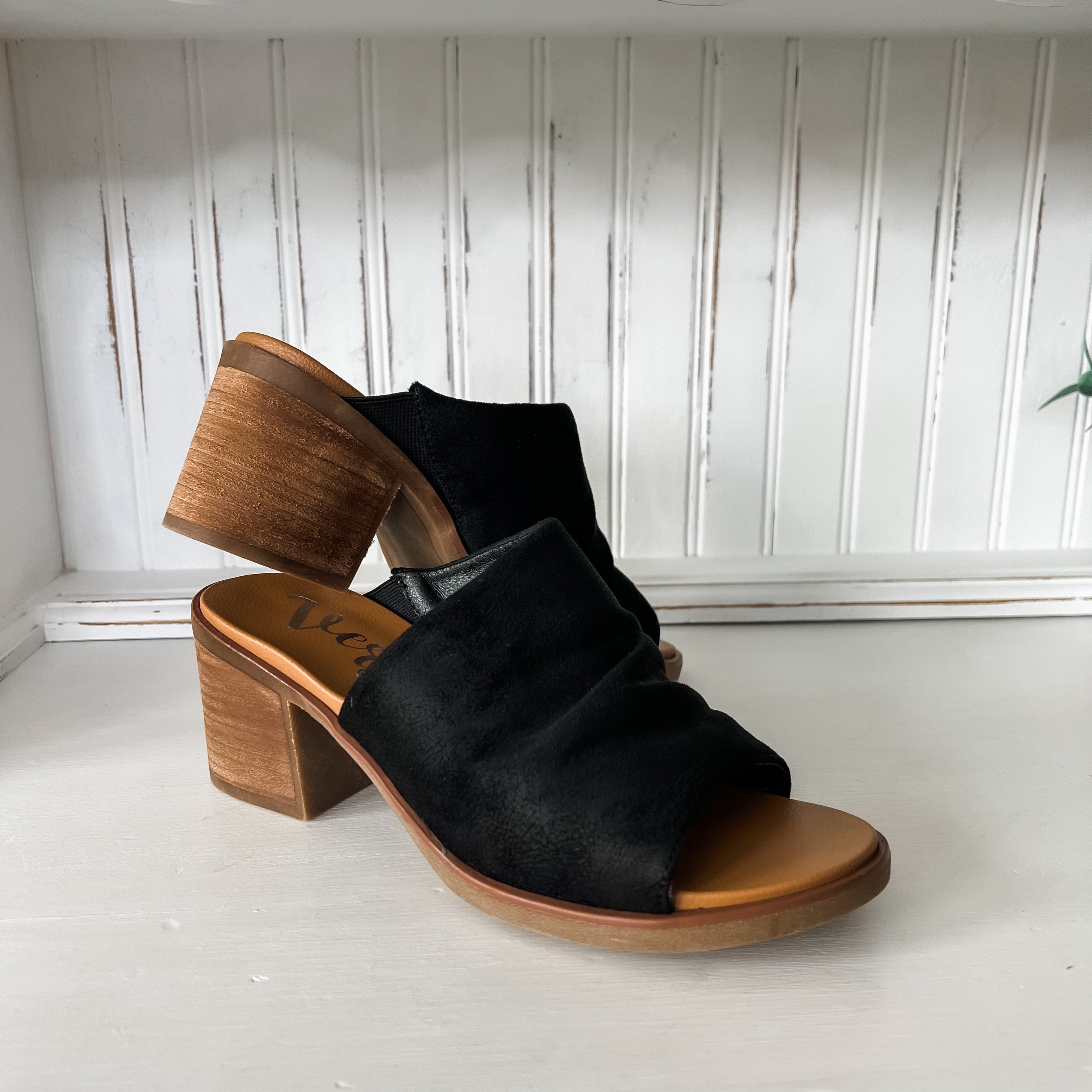 Savannah Sandal - Black