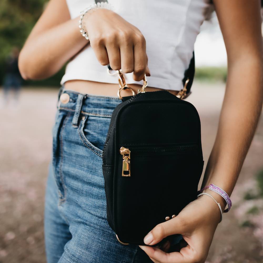 Maya Messenger Bag - Black