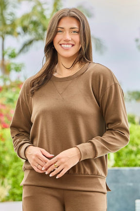 Cuddled Up On The Weekend Pullover - Mocha