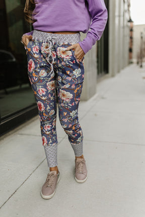 Ampersand Avenue Triple Stretch Joggers - Dancing Floral