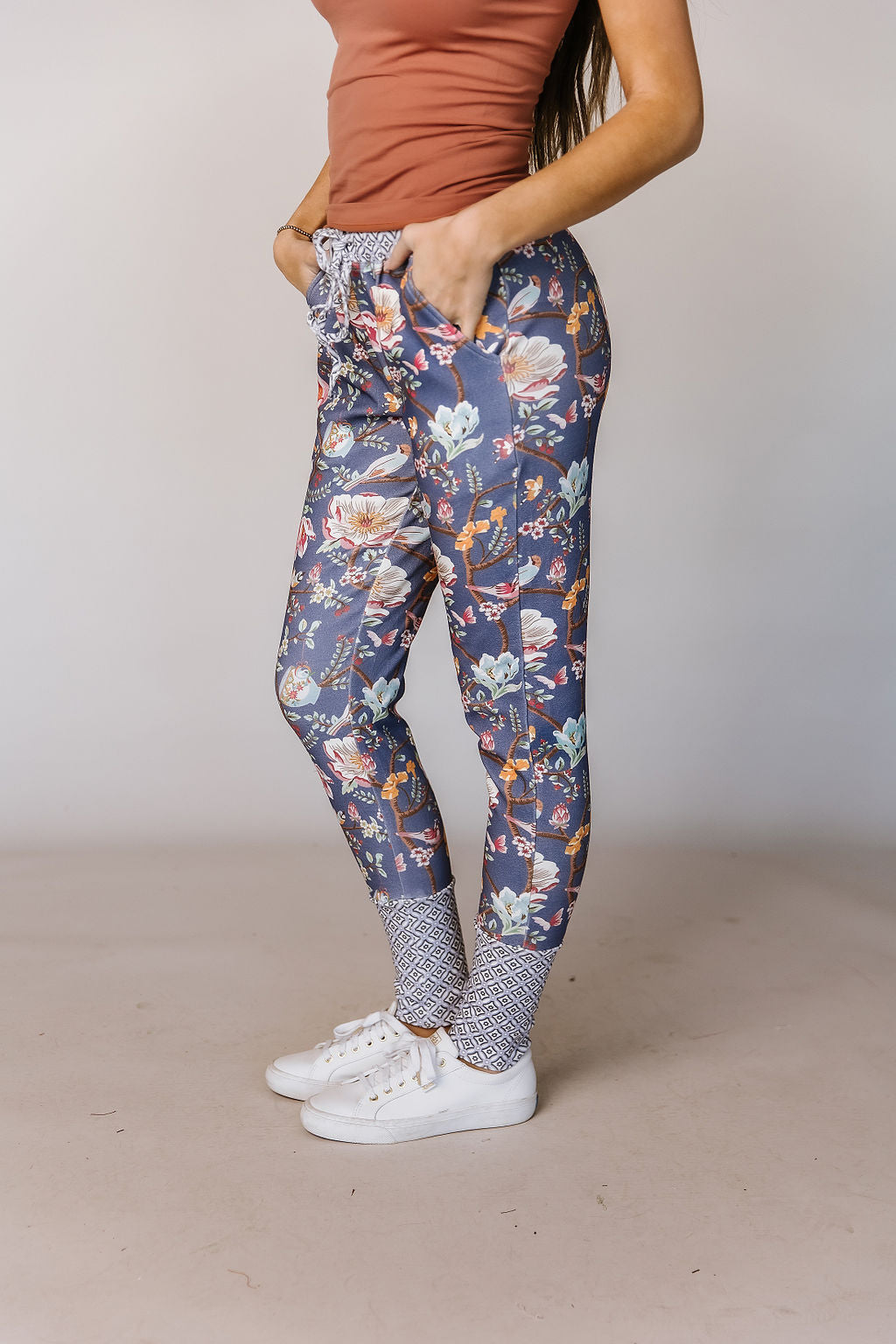 Ampersand Avenue Triple Stretch Joggers - Dancing Floral