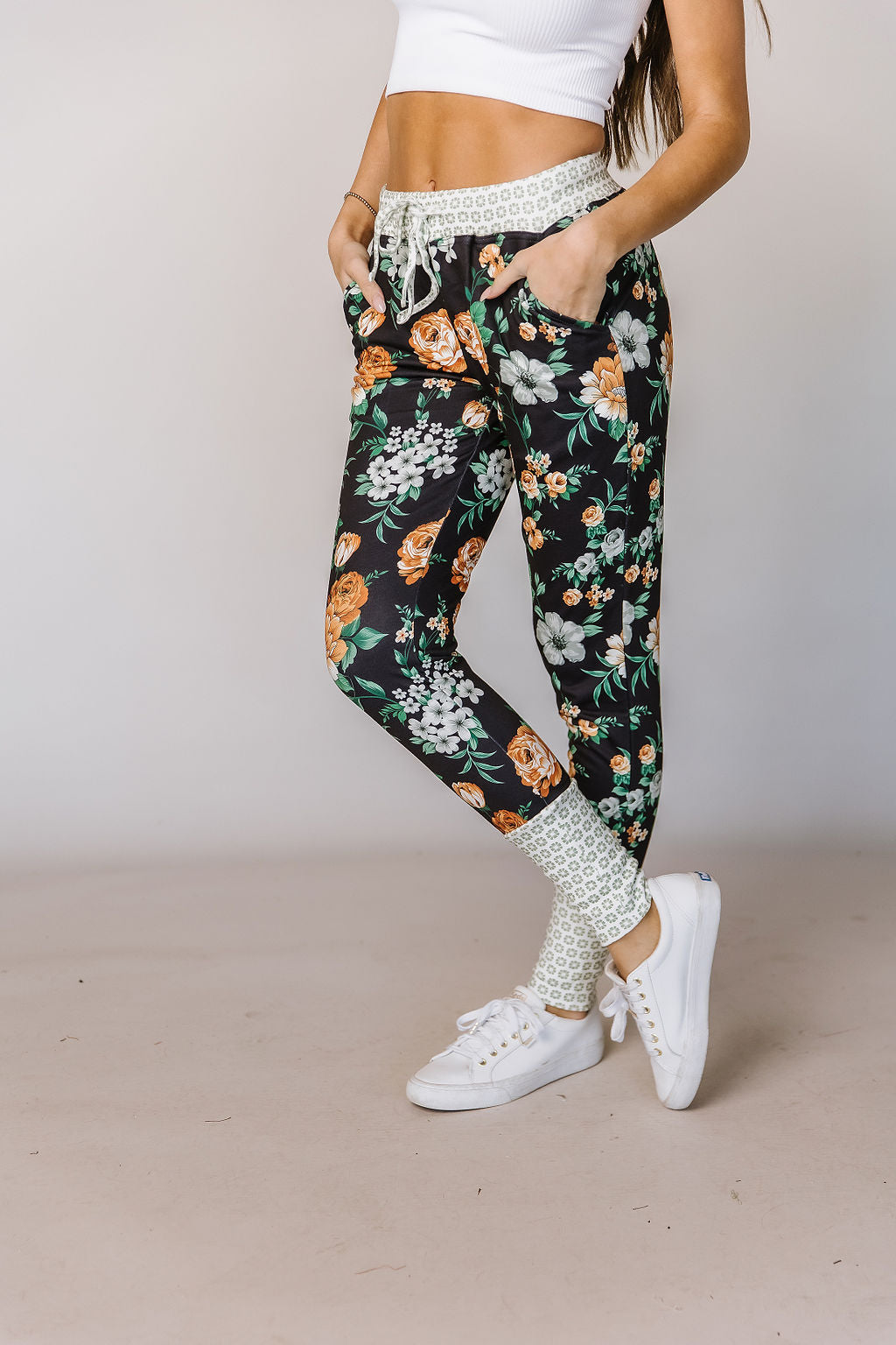 Ampersand Avenue Triple Stretch Joggers - Love Like Wildflowers