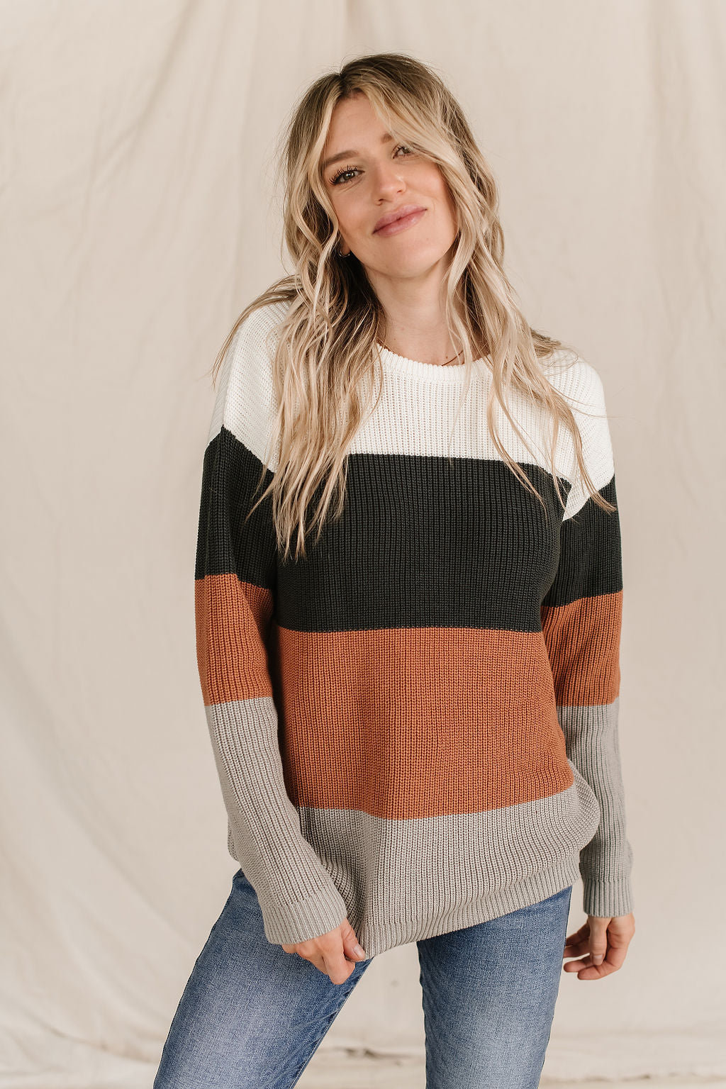 Ampersand Avenue Sweater - The Paige - Auburn
