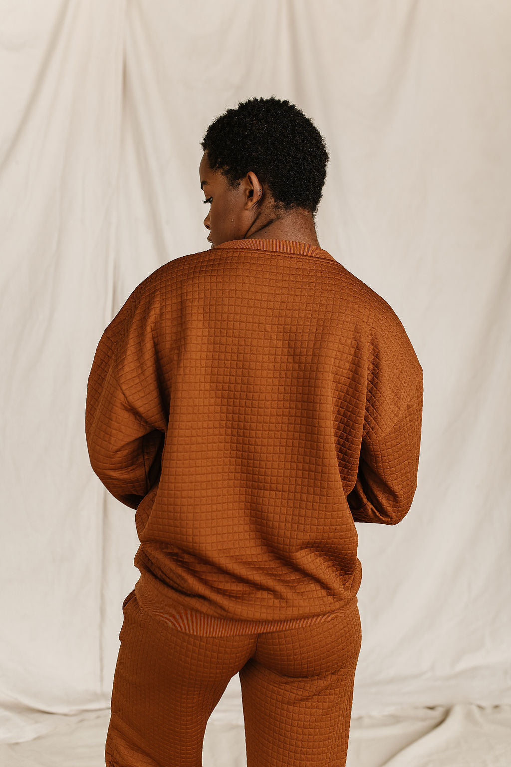 Ampersand Avenue Quilted Pullover - Copper &ave