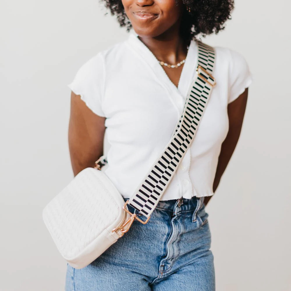 Woven Willow Crossbody Camera Bag - Cream