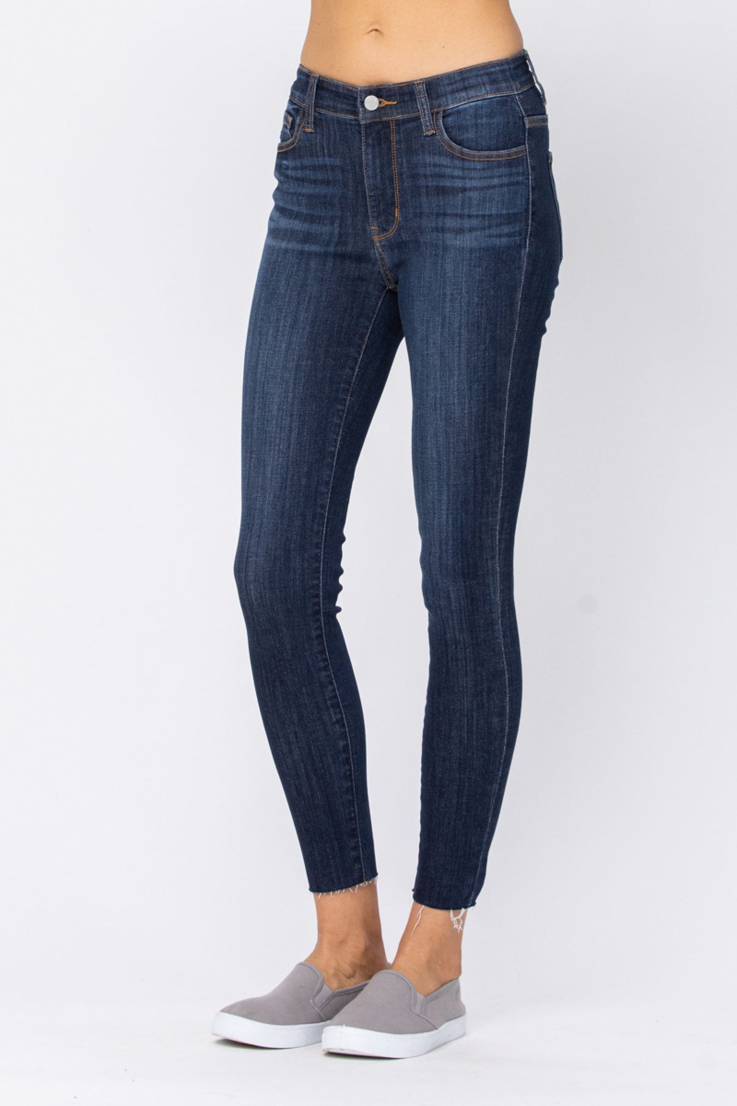 Judy Blue Mid Rise Raw Hem Skinny Jean 5927