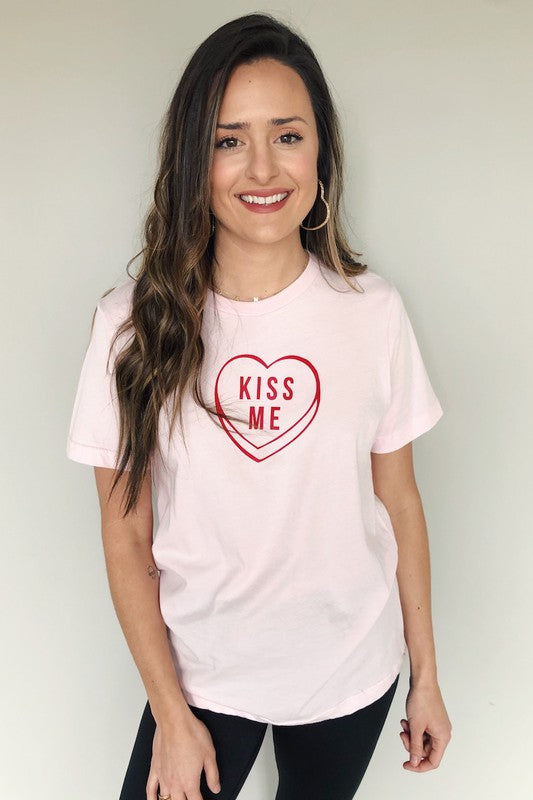 Kiss Me Candy Graphic Tee