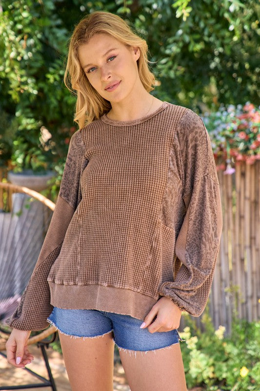 Don't Let Me Down Pullover - Brown