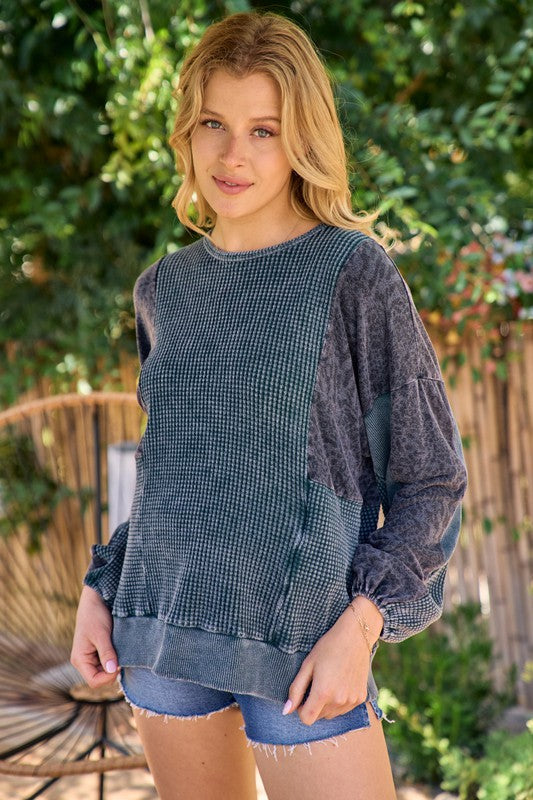 Don't Let Me Down Pullover - Teal