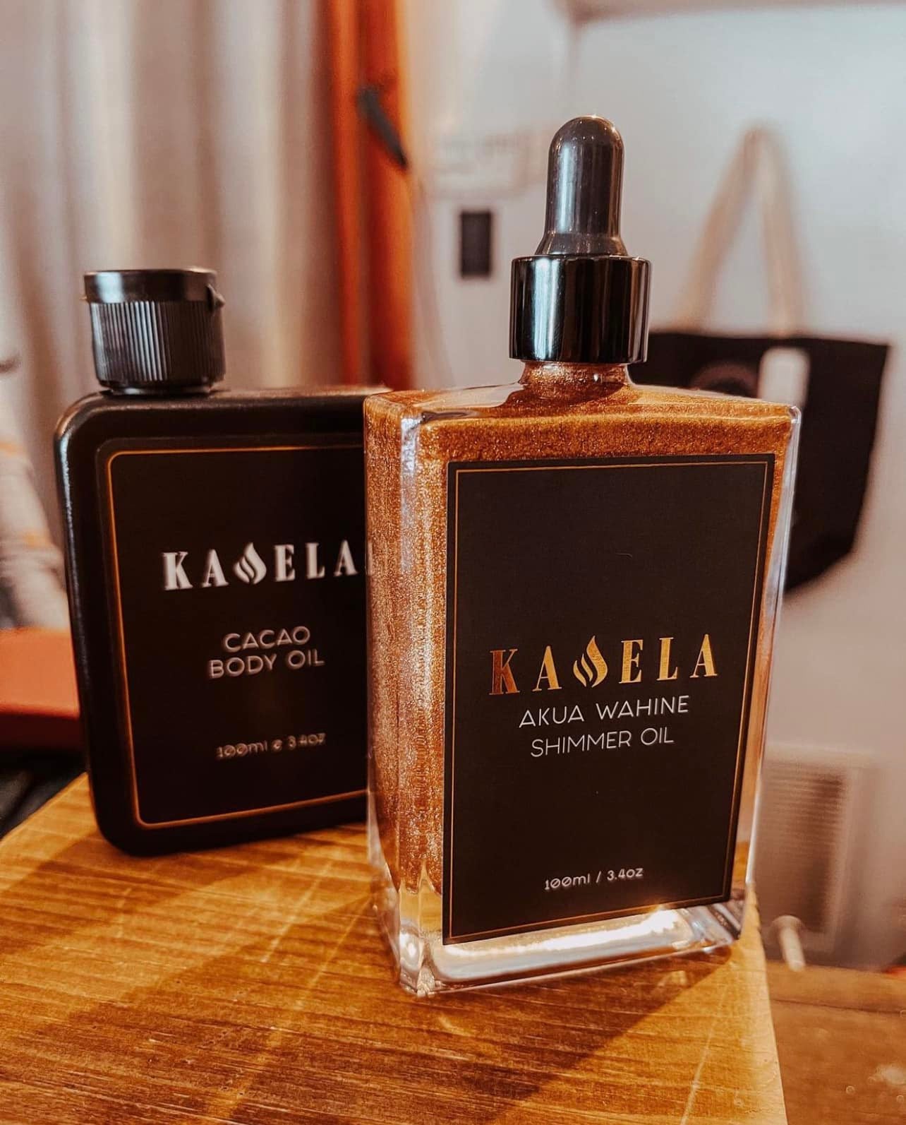 Kawela Shimmer Oil