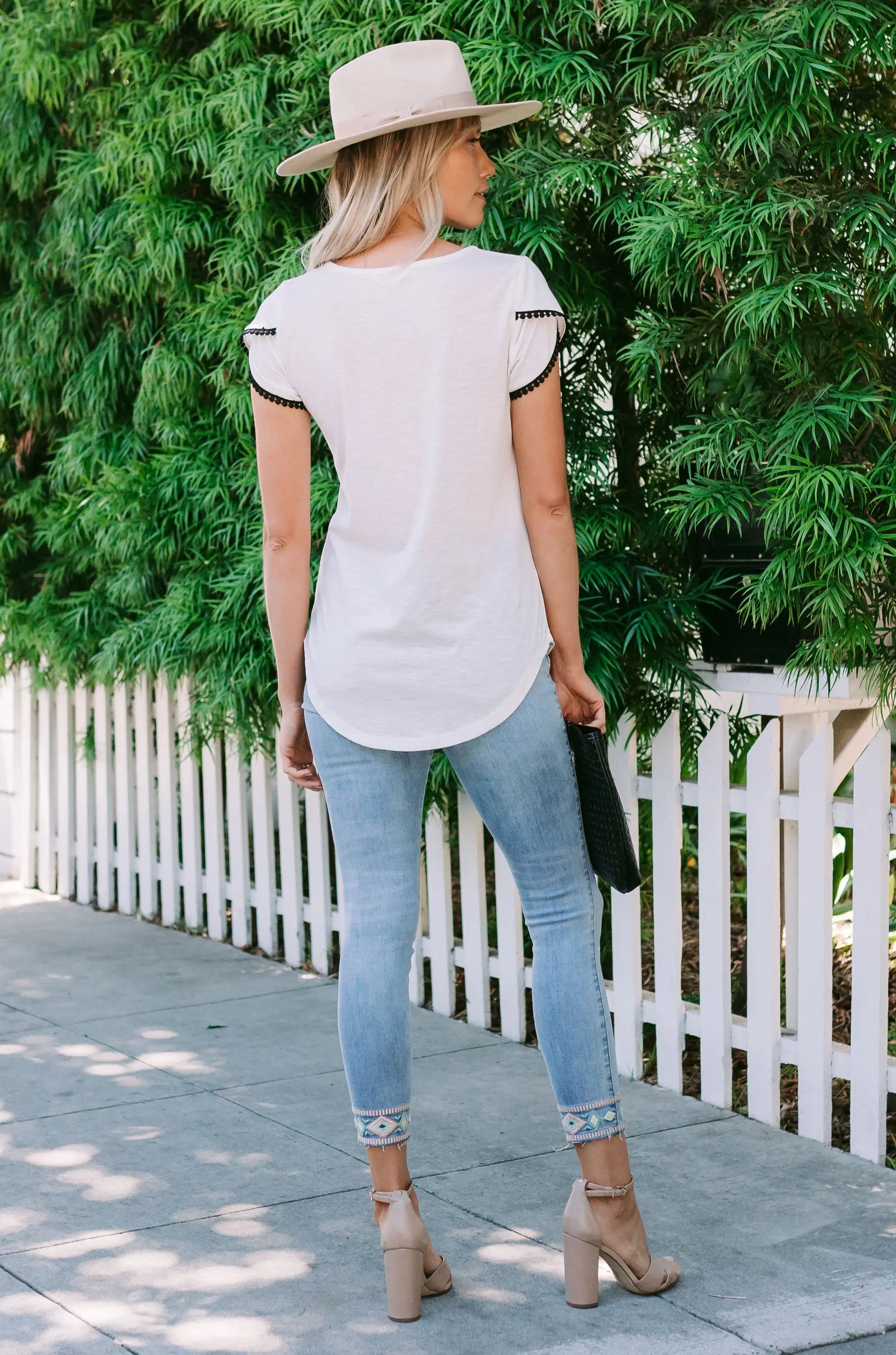 Somewhere to Be Tulip Sleeve Top