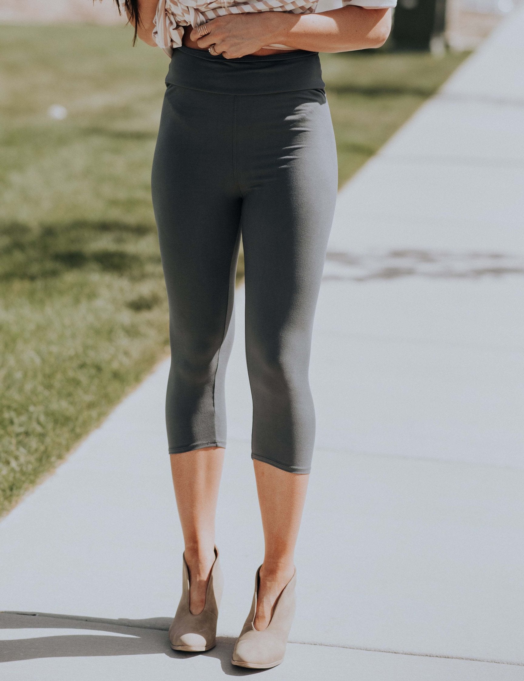 Perfect Fit Capri Leggings - Charcoal