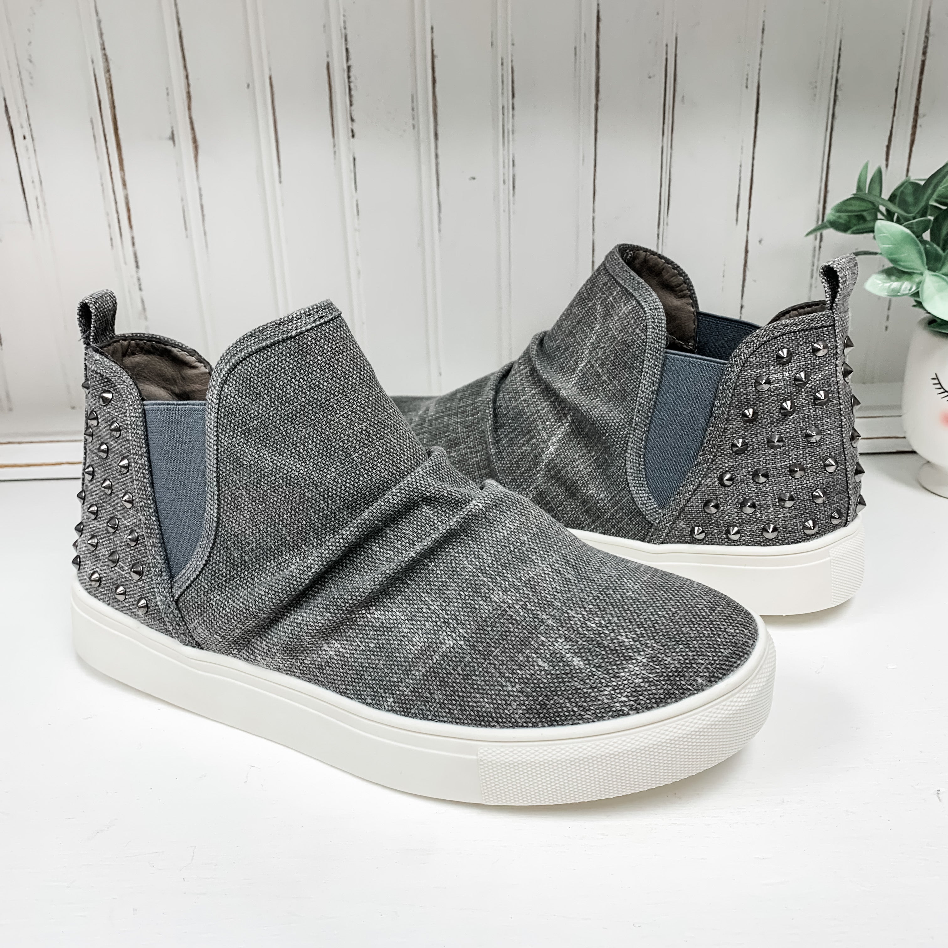 Zoey Sneaker - Grey