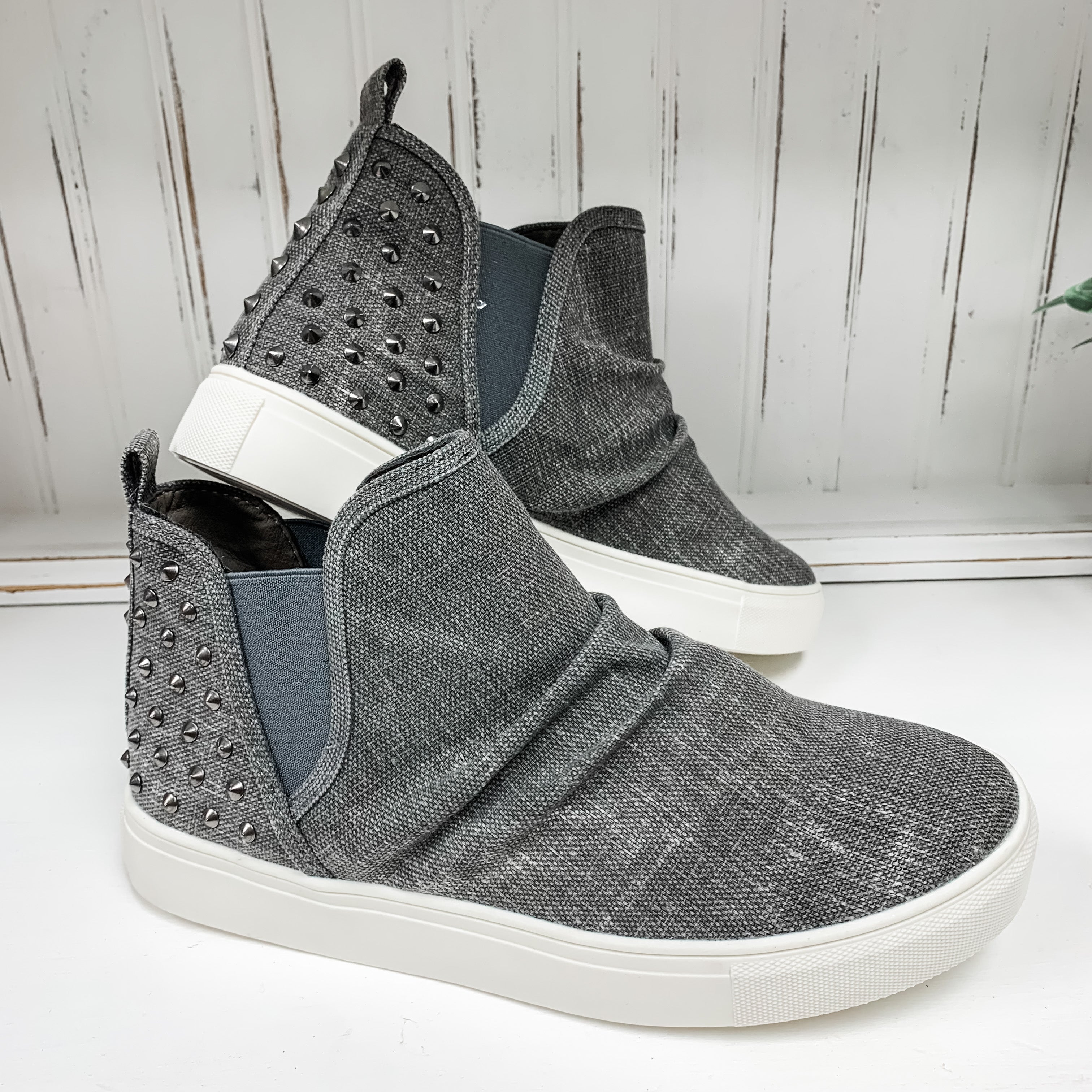 Zoey Sneaker - Grey