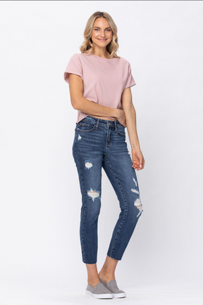 Judy Blue Vintage Cut Off Relaxed Fit Jeans