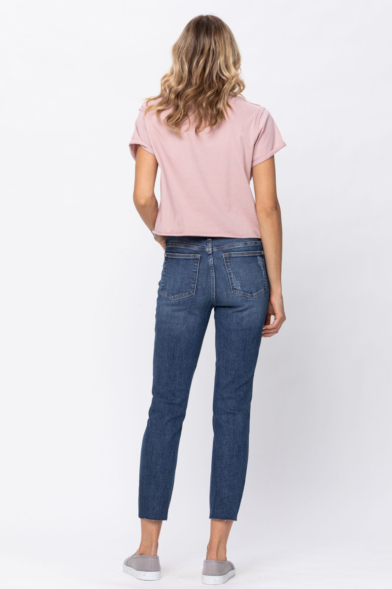 Judy Blue Vintage Cut Off Relaxed Fit Jeans