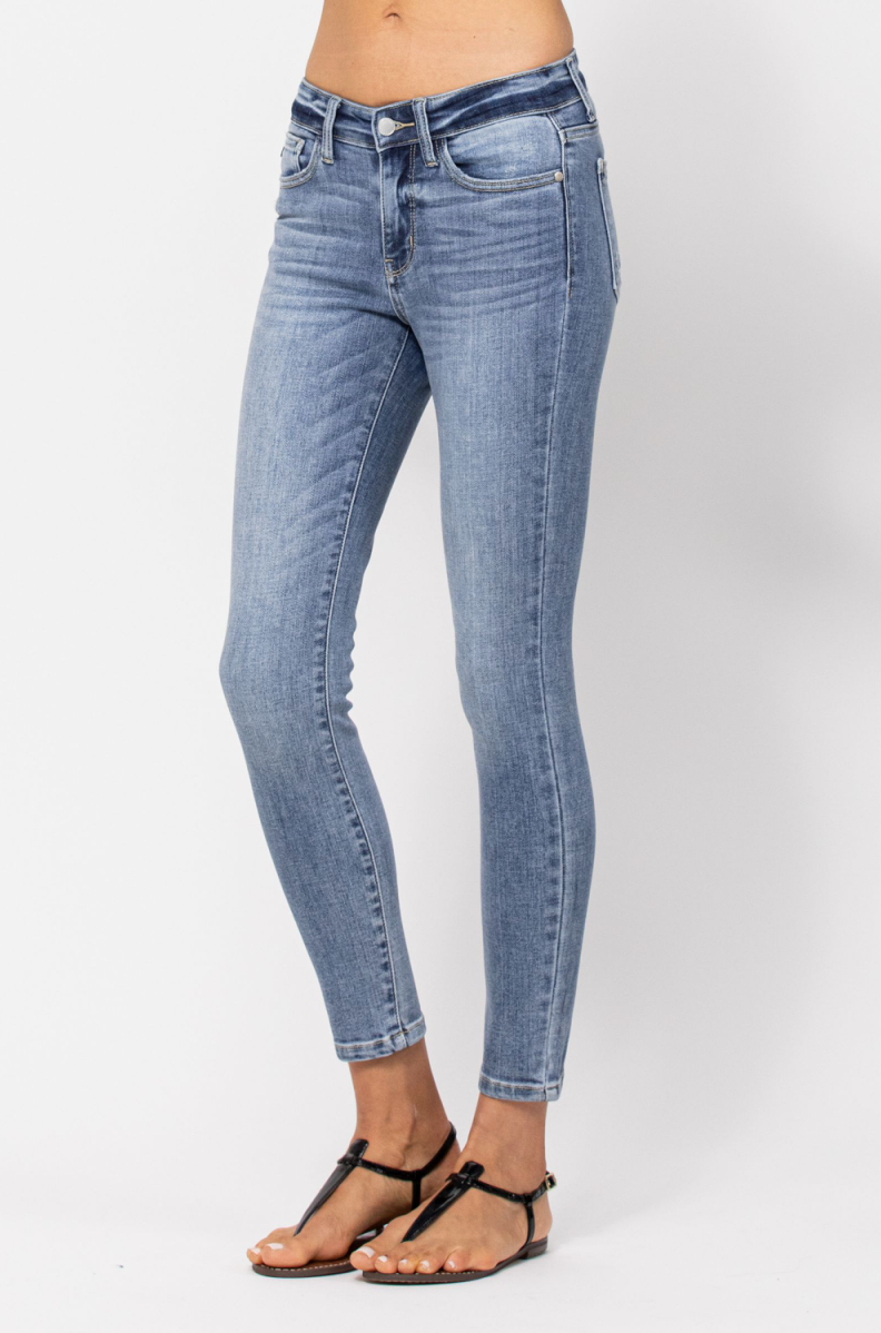 Judy Blue Mid-Rise Ankle Skinny Jeans