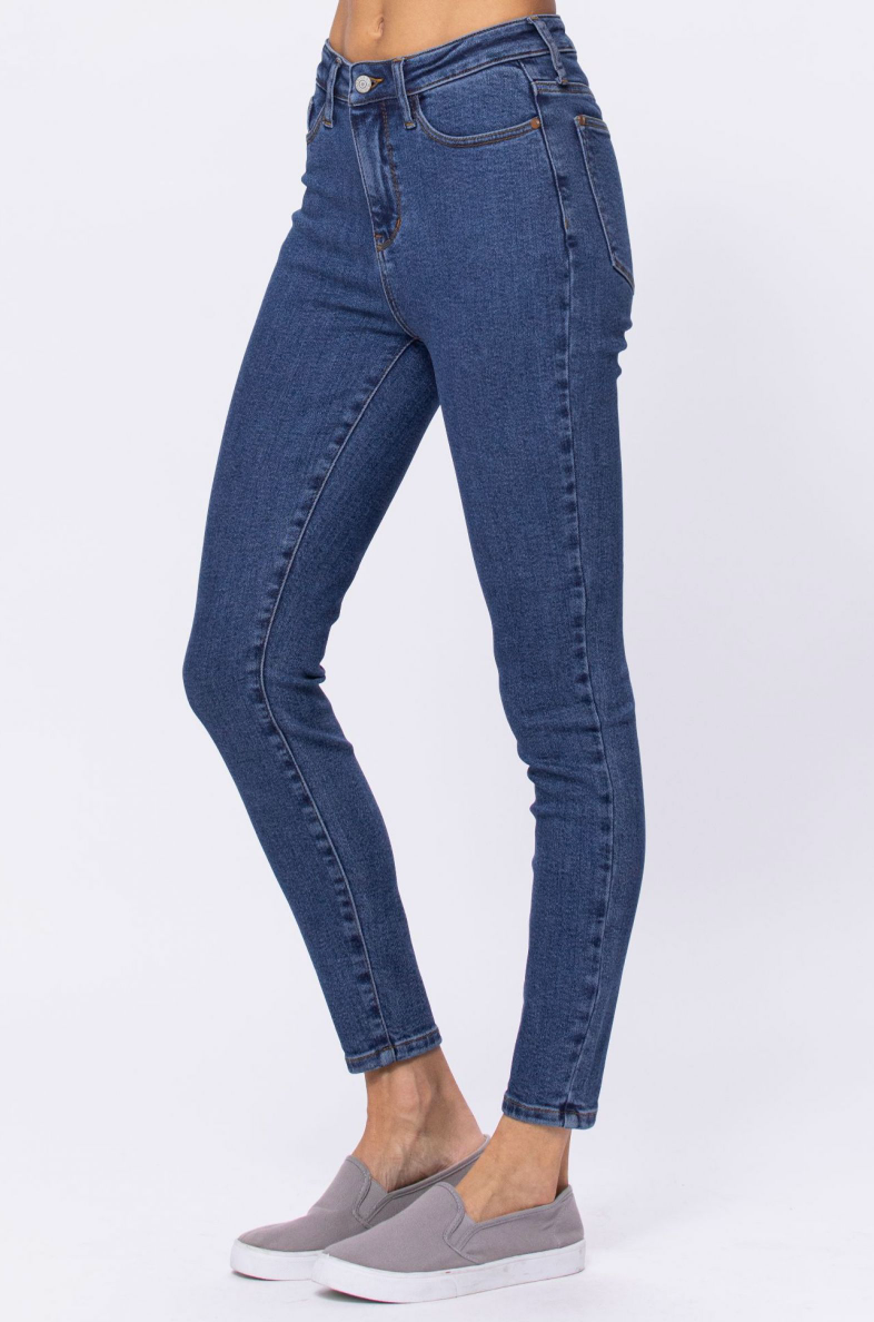 Judy Blue High Rise Stone Wash Skinny Jeans