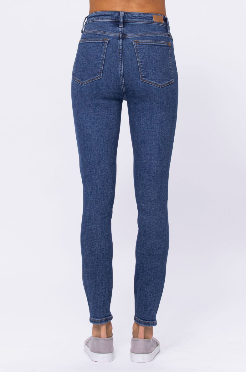 Judy Blue High Rise Stone Wash Skinny Jeans