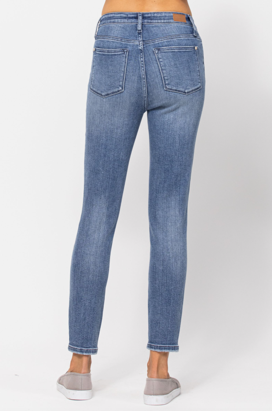 Judy Blue Relaxed Medium Wash Jeans