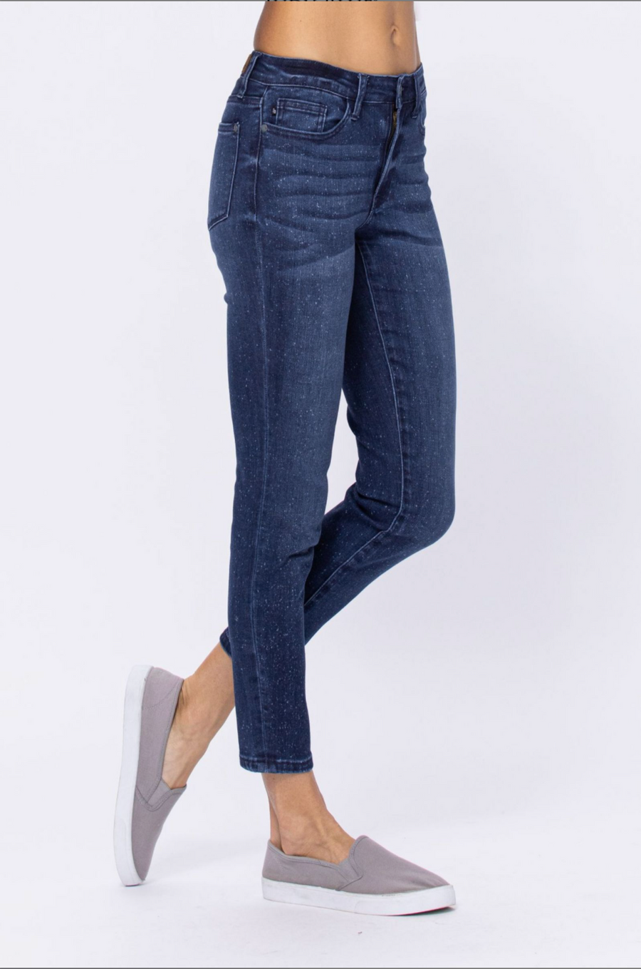 Judy Blue Mineral Wash Relaxed Fit Jeans