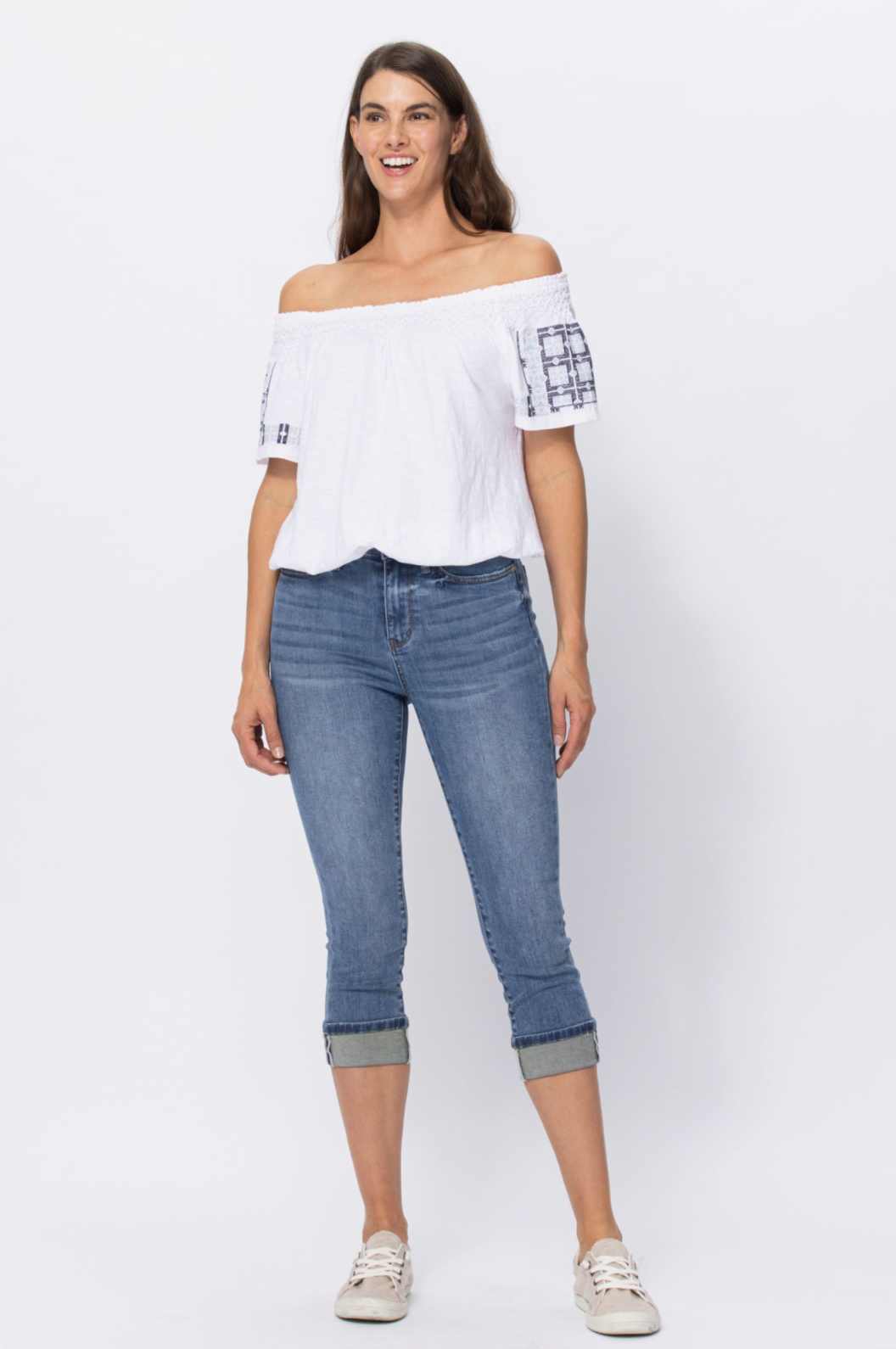 Judy Blue Medium Wash Cuffed Capri