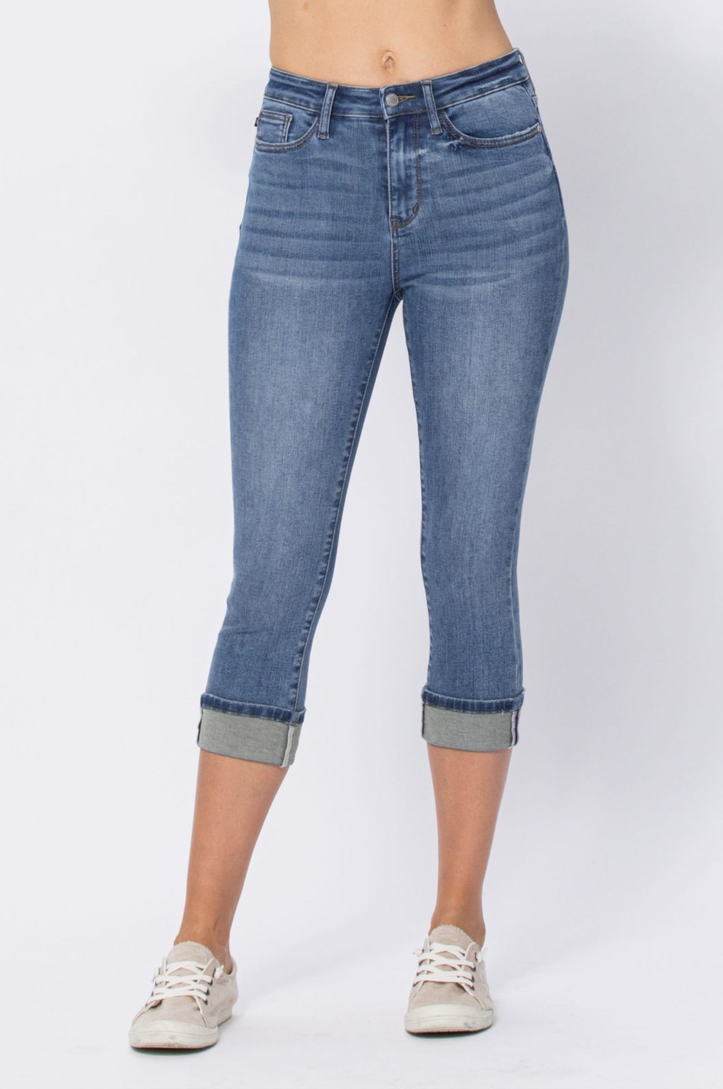 Judy Blue Medium Wash Cuffed Capri