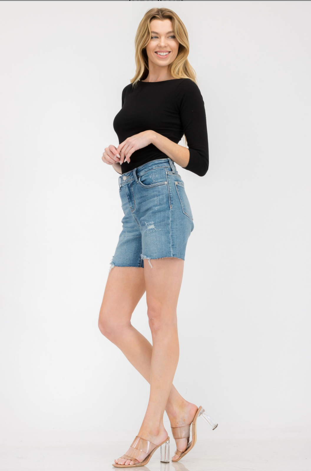 Judy Blue Cut Off Mid Thigh Shorts