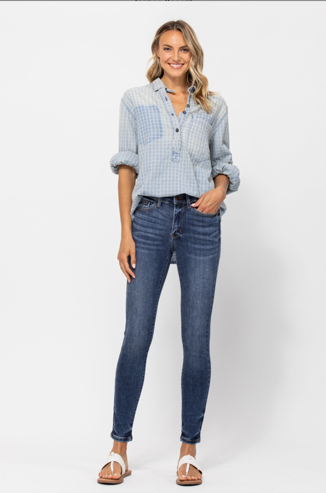 Judy Blue Handsand Skinny Fit Jeans - Medium Wash