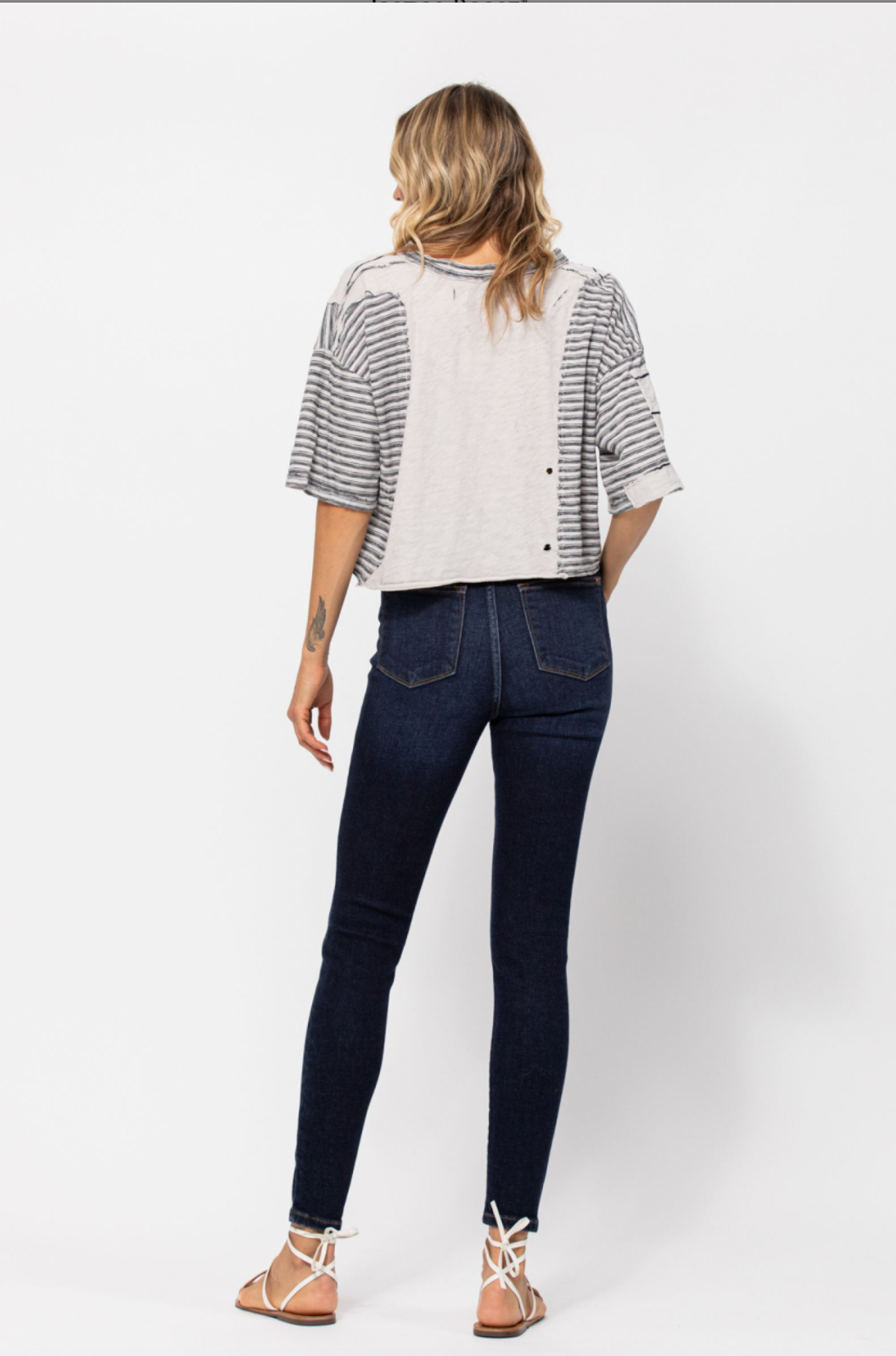 Judy Blue Handsand Skinny Jeans - Dark Wash
