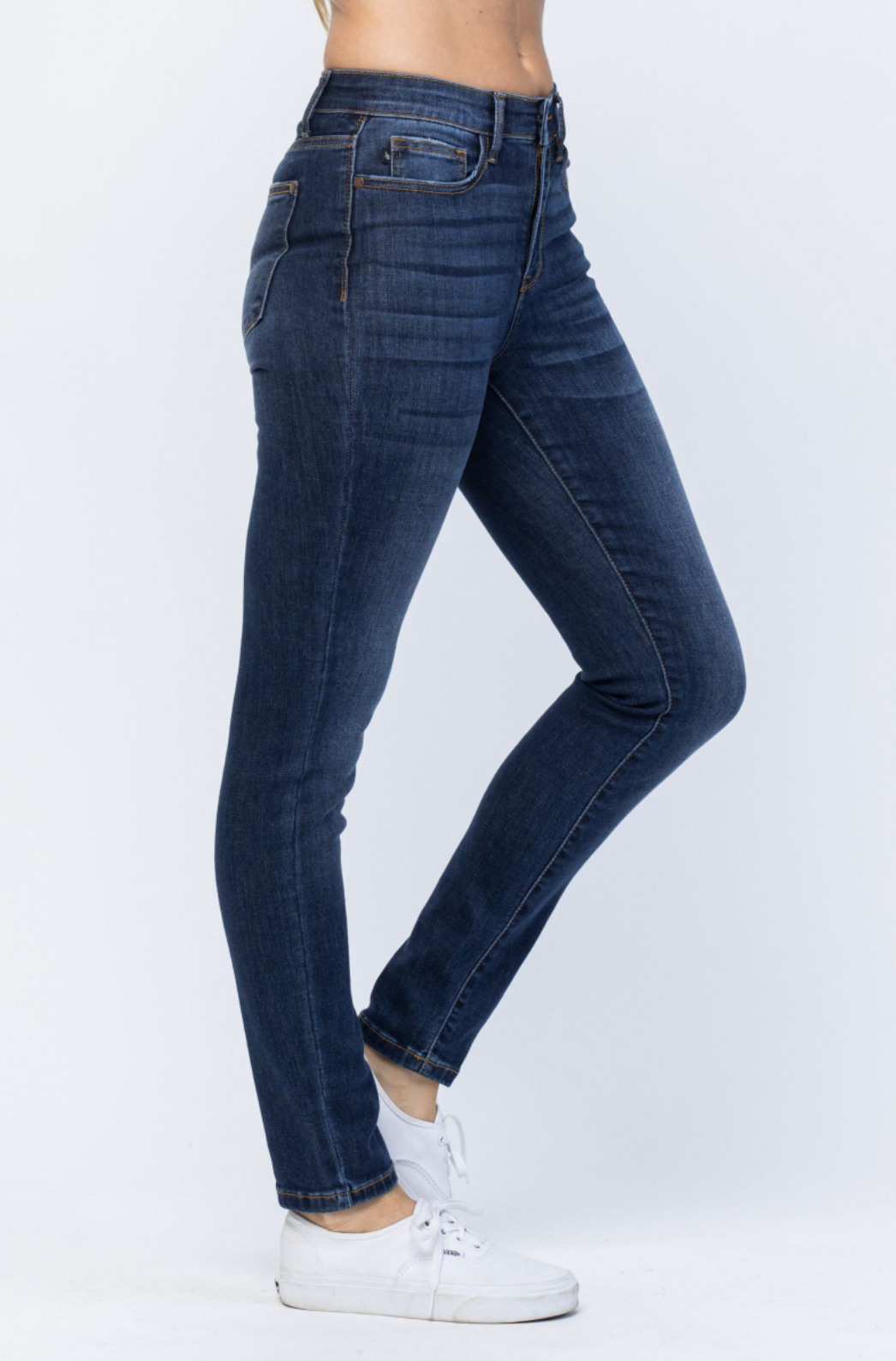 Judy Blue Clean Girlfriend Jeans