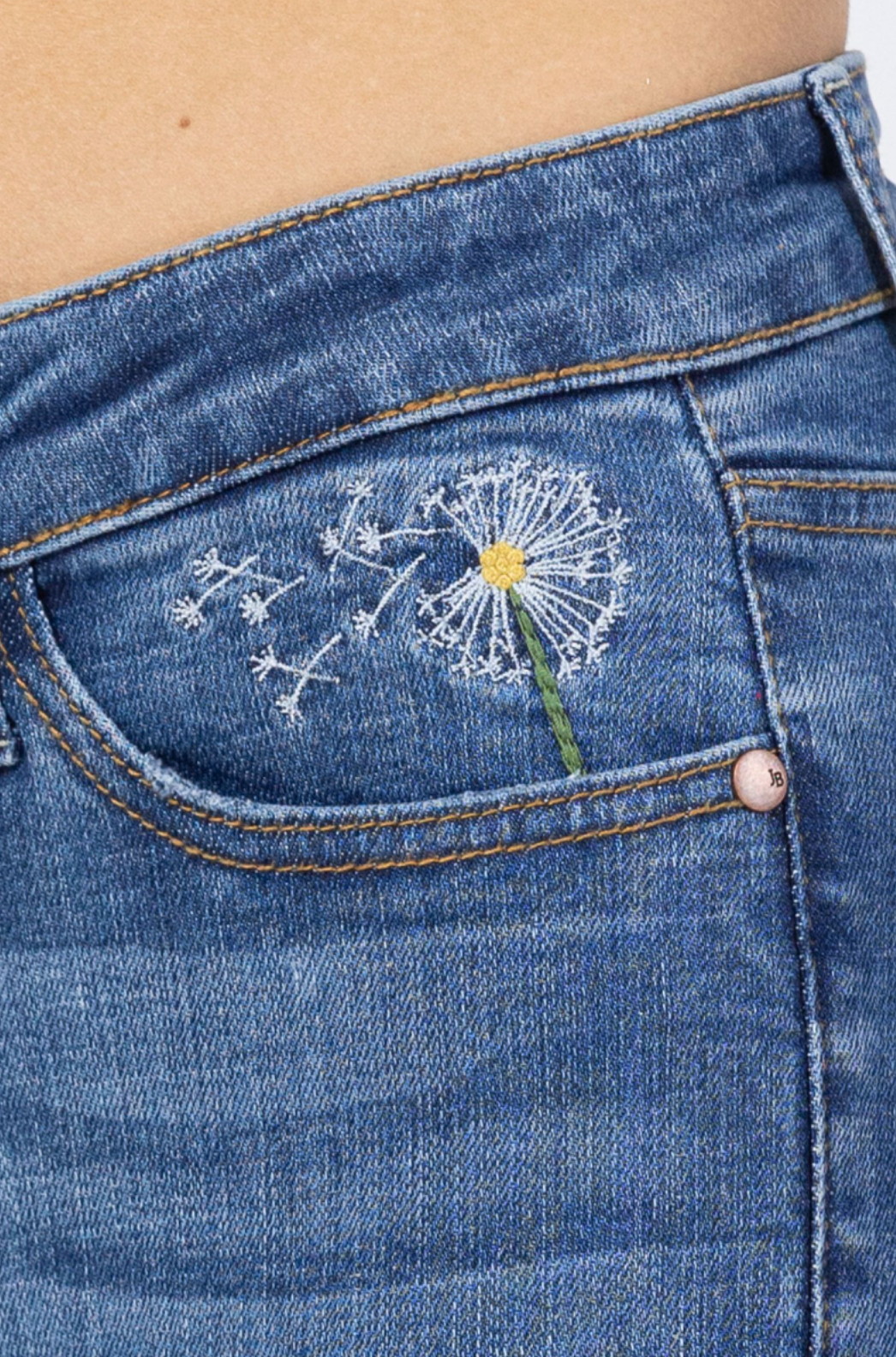 Judy Blue Dandelion Embroidered Skinny Jeans