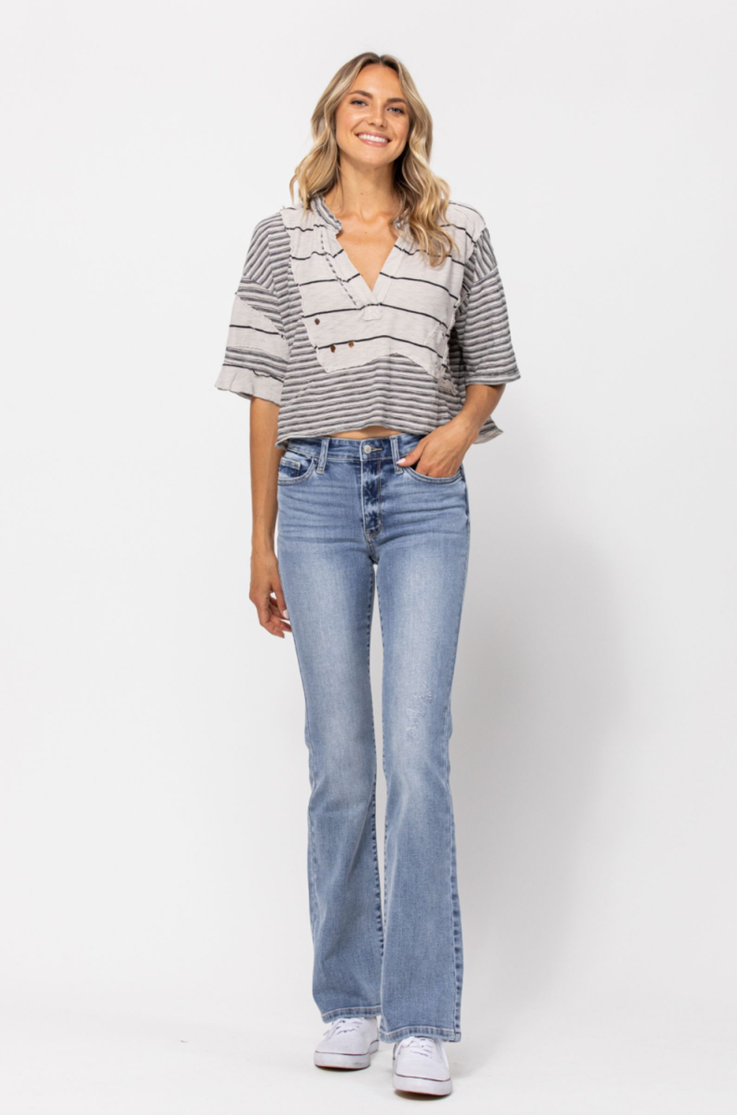 Judy Blue Light Wash Bootcut Jeans