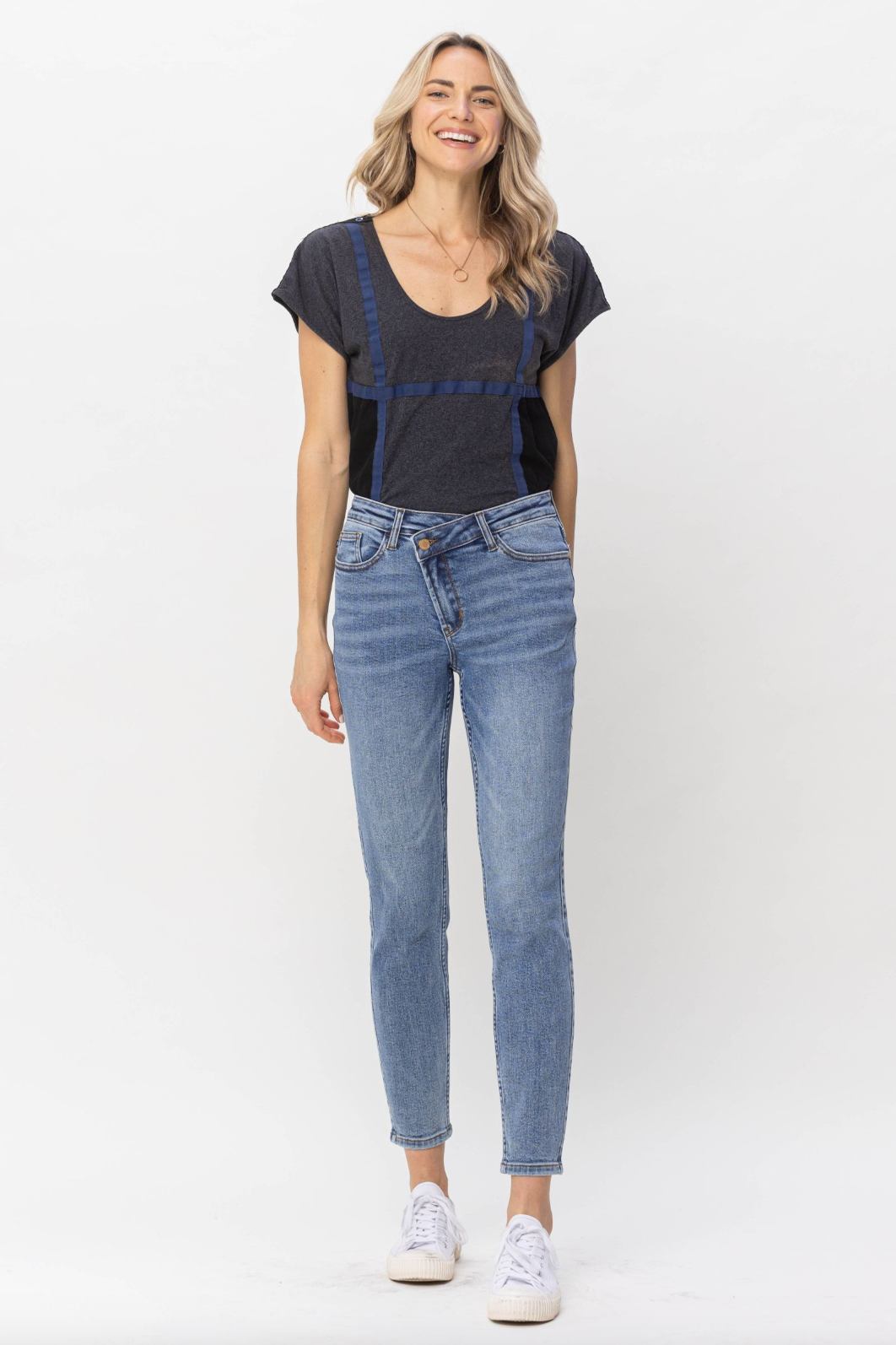 Judy Blue Cross Over Waistband Girlfriend Jeans