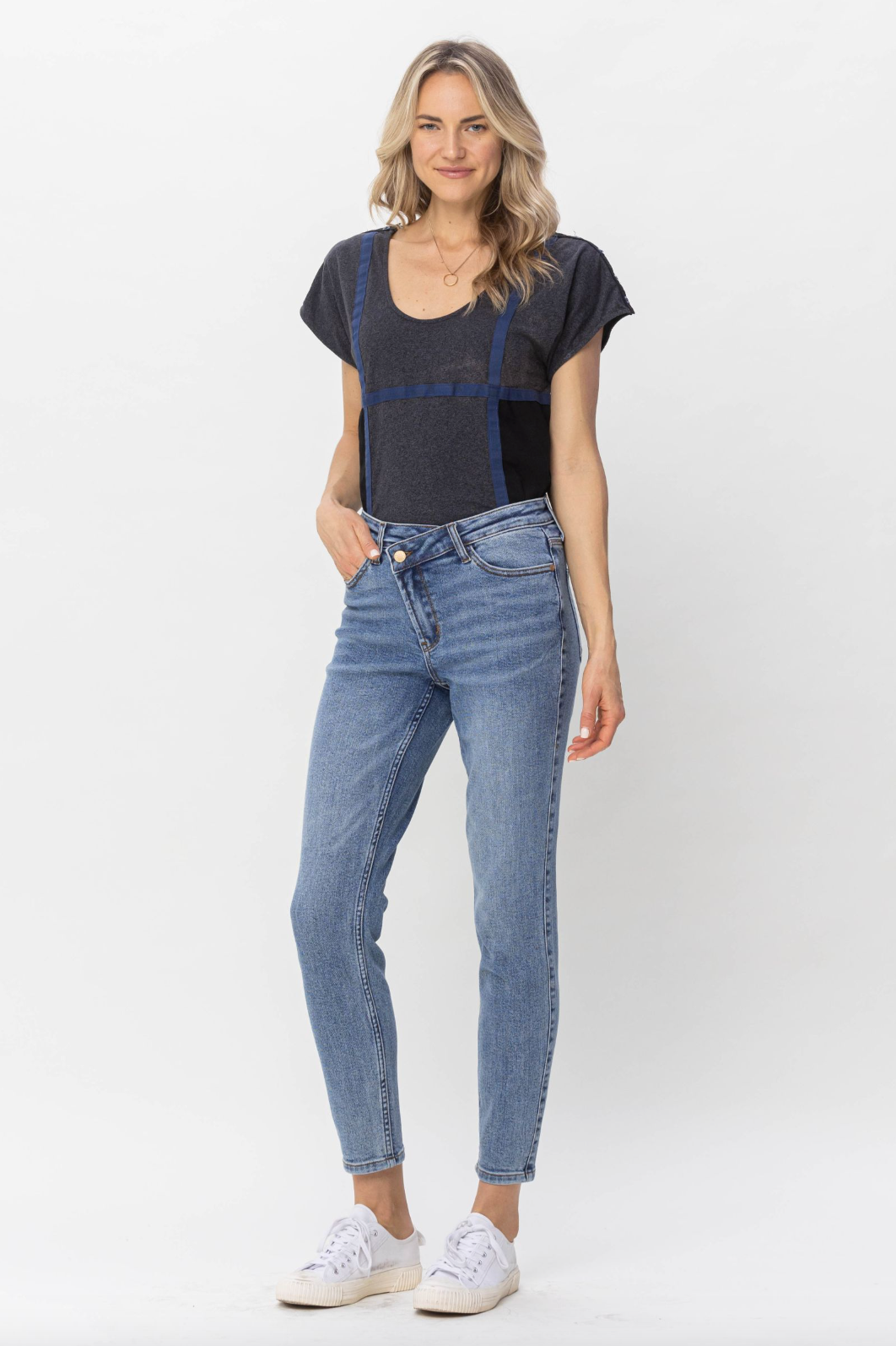 Judy Blue Cross Over Waistband Girlfriend Jeans