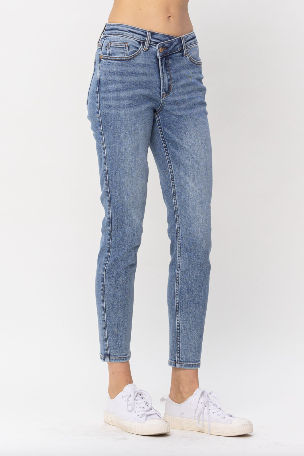 Judy Blue Cross Over Waistband Girlfriend Jeans